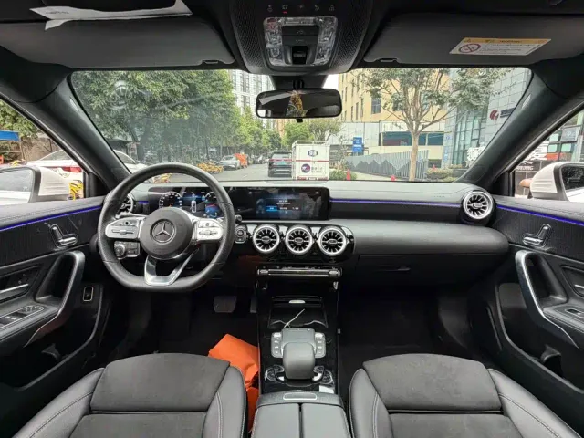 Mercedes-Benz A-Class — Фото автомобиля 13