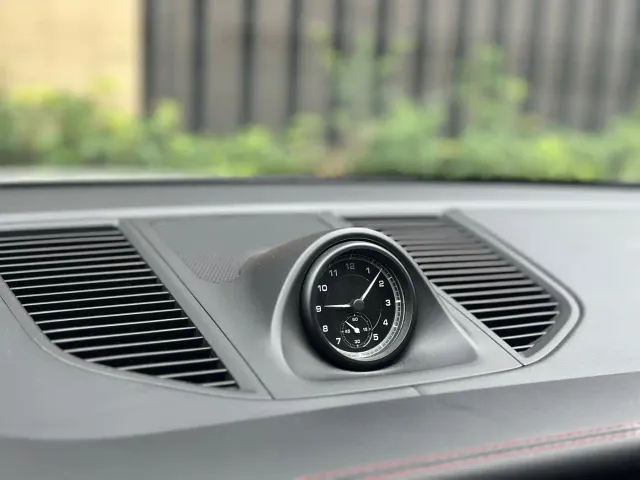 Porsche Macan — Фото автомобиля 8