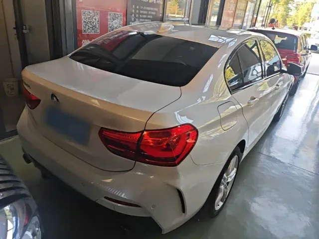 BMW 1 Series — Фото автомобиля 6