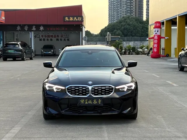 BMW 3 Series — Фото автомобиля 2