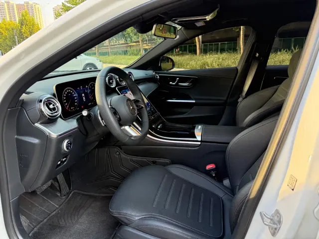 Mercedes-Benz C-Class — Фото автомобиля 4