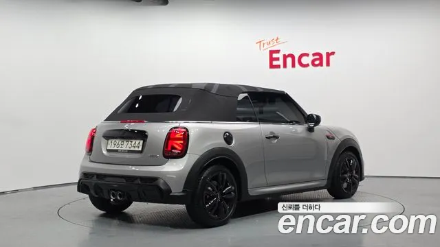 Mini Cooper Convertible — Фото автомобиля 20