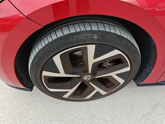 Volkswagen ID.3 — Фото автомобиля 22