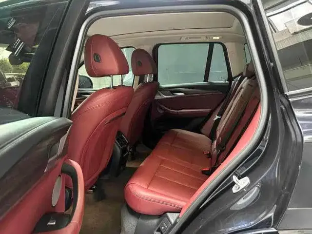 BMW X3 — Фото автомобиля 3