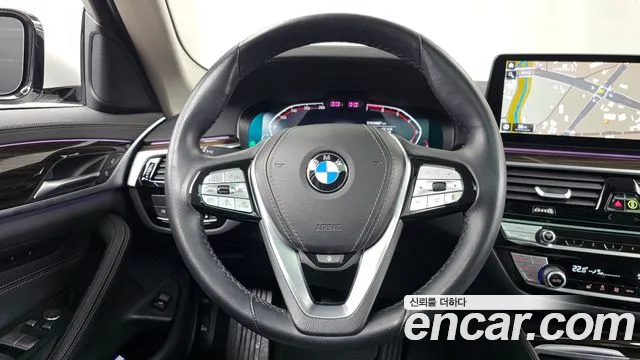 BMW 5 Series G30 — Фото автомобиля 19