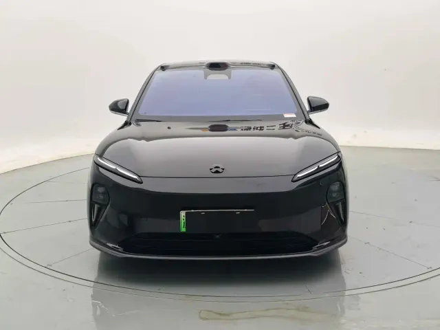 Nio ET5 — Фото автомобиля 2