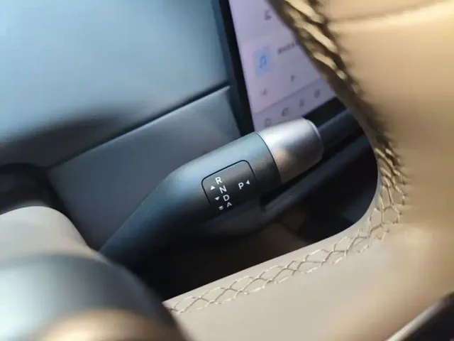 Li Auto i6 — Фото автомобиля 13