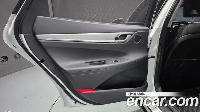 Hyundai Grandeur Новый Grandeur IG — Фото автомобиля 20