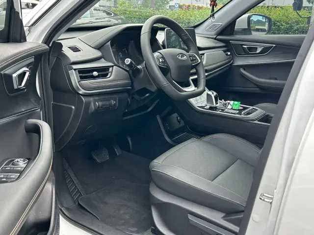 Chery Tiggo 8 — Фото автомобиля 5