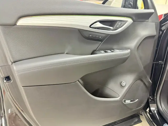Buick Envision Plus — Фото автомобиля 7