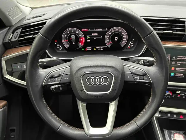 Audi Q3 — Фото автомобиля 8