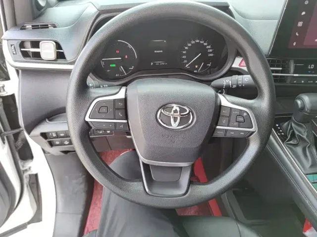 Toyota Granvia — Фото автомобиля 10