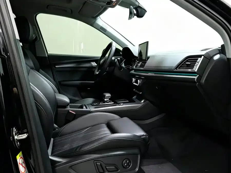 Audi Audi Q5L 2023 45T Luxury Dynamic — Фото автомобиля 7