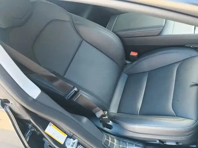 Tesla Model 3 — Фото автомобиля 24