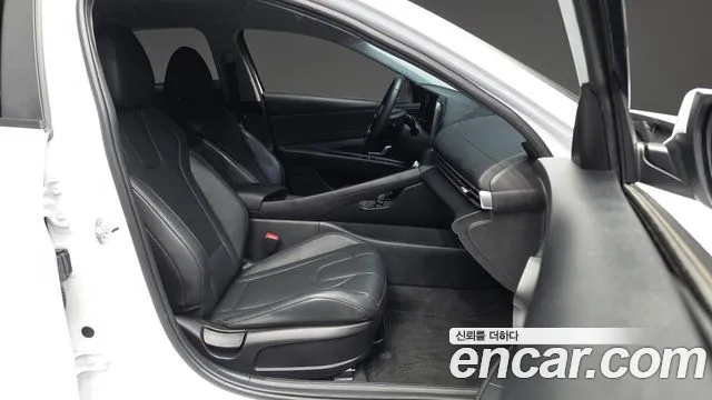 Hyundai Avante CN7 — Фото автомобиля 17
