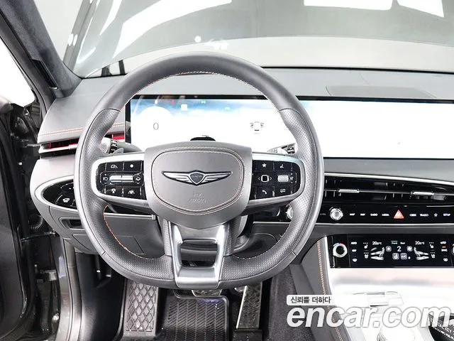 Genesis GV70 — Фото автомобиля 11
