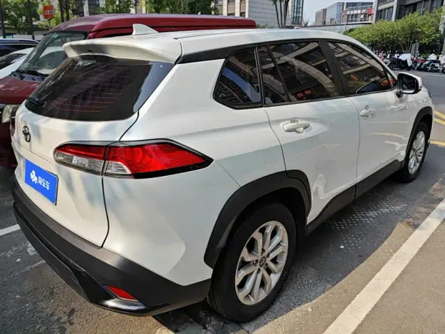 Toyota Frontlander — Фото автомобиля 3