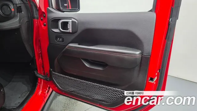 Jeep Wrangler Wrangler (JL) — Фото автомобиля 24