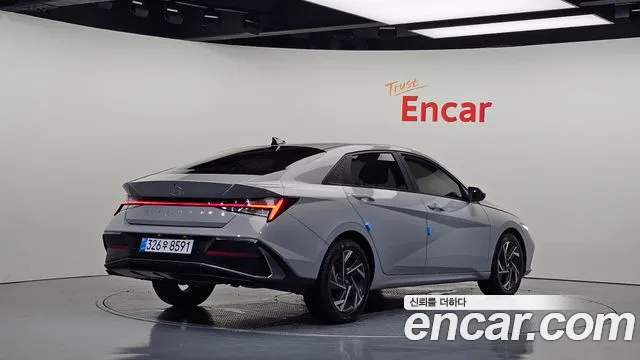 Hyundai AVANTE Новый Avante (CN7) — Фото автомобиля 2