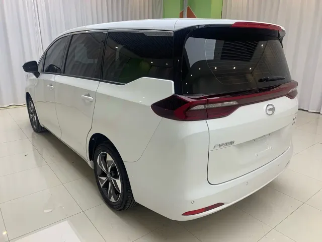 GAC Trumpchi M6 — Фото автомобиля 6