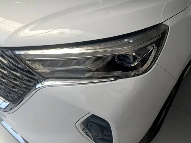 Haval M6 — Фото автомобиля 23
