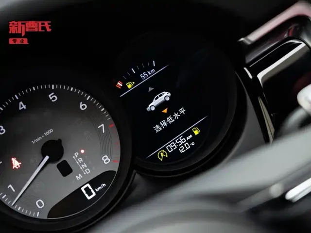 Porsche Macan — Фото автомобиля 24