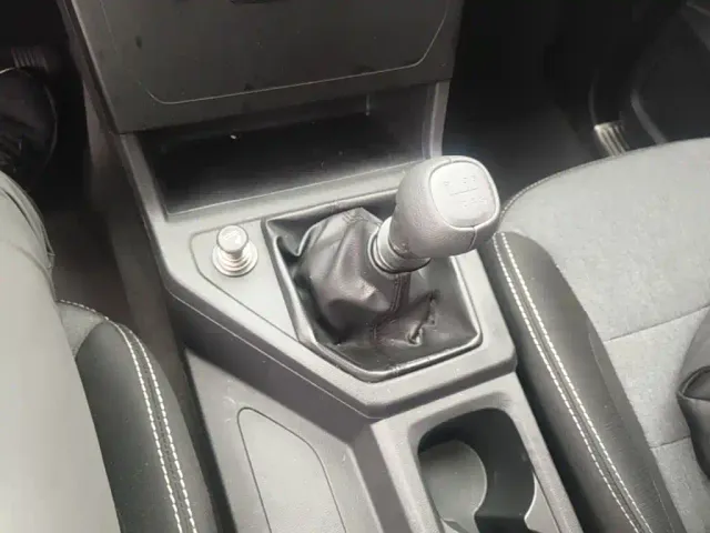 Wuling Hongguang Plus — Фото автомобиля 13