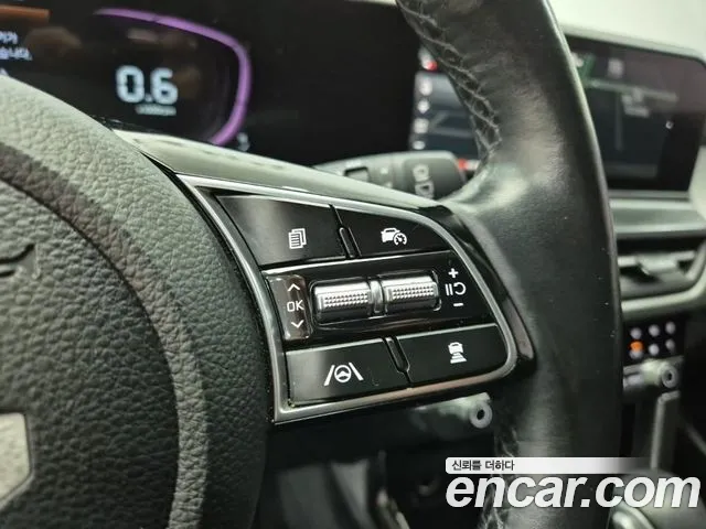 Kia Seltos — Фото автомобиля 7