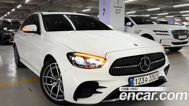 Mercedes-Benz E-Class — Фото автомобиля 2
