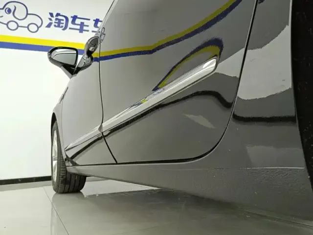 Buick LaCrosse — Фото автомобиля 9