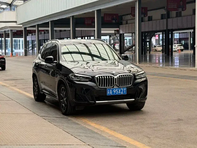 BMW X3 — Фото автомобиля 3