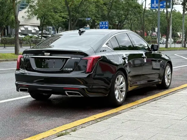 Cadillac CT5 — Фото автомобиля 5
