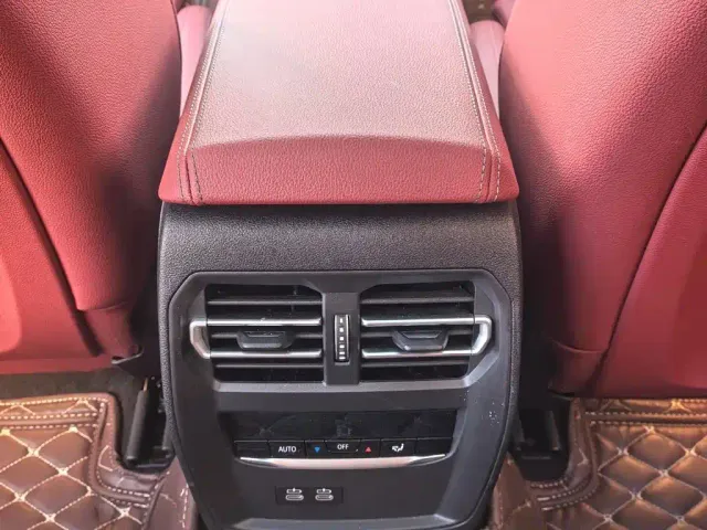 BMW 3 Series — Фото автомобиля 12