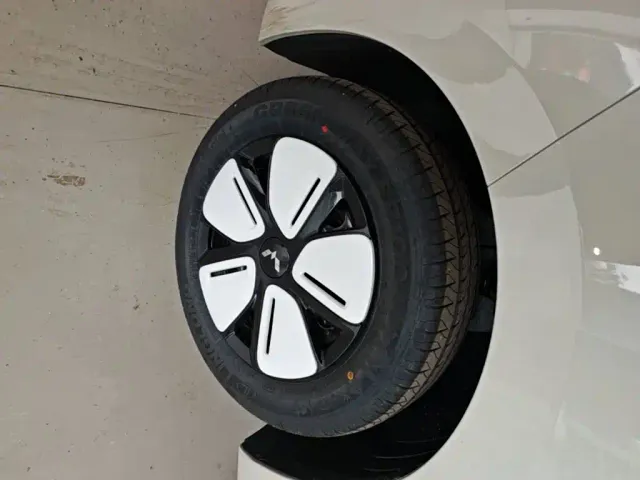 Wuling Hongguang Mini EV — Фото автомобиля 22