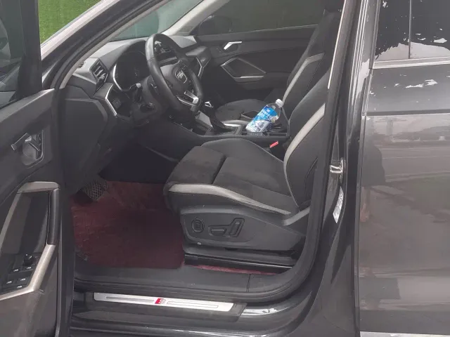 Audi Q3 — Фото автомобиля 9