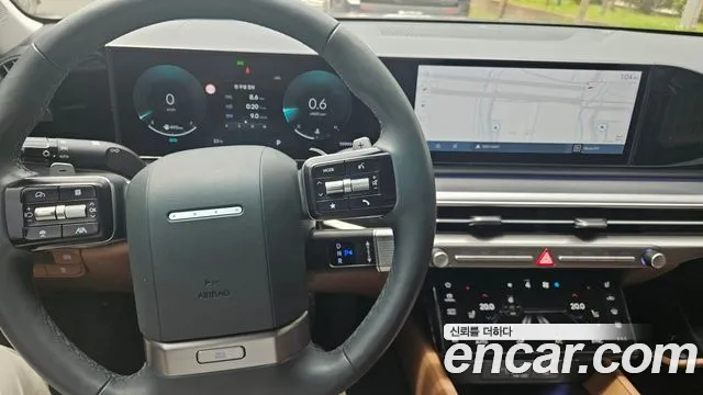 Hyundai Grandeur Grandeur (GN7) 2.5 Бензин 2WD — Фото автомобиля 9