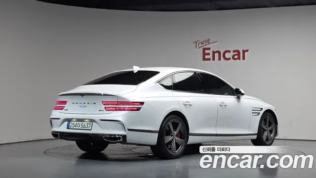 Genesis G80 RG3 — Фото автомобиля 2