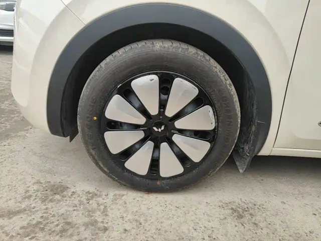 Wuling Bingo — Фото автомобиля 22