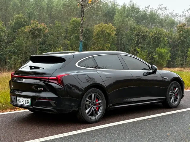 Hozon Nezha S Shooting Brake — Фото автомобиля 10