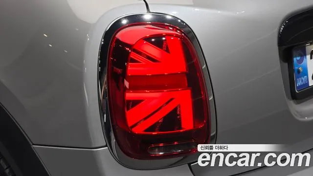MINI Cooper — Фото автомобиля 8