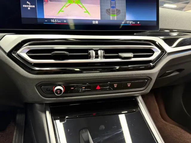 BMW i3 — Фото автомобиля 16