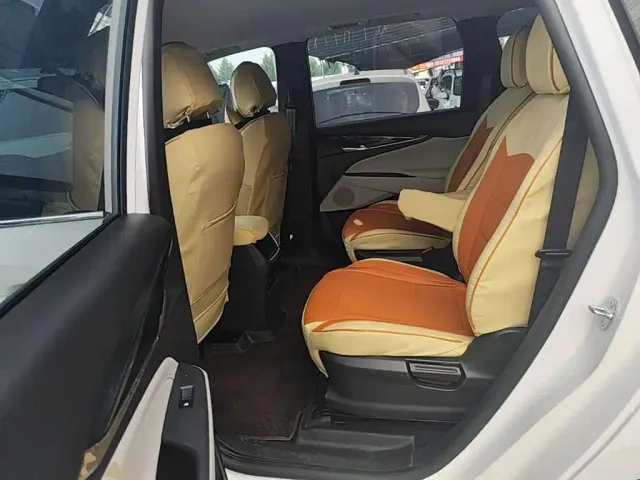 Maxus G50 — Фото автомобиля 16