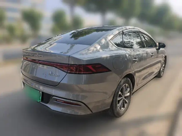 BYD Qin PLUS — Фото автомобиля 4