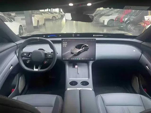 Xiaomi Auto Xiaomi YU7 2025 Extended Range AWD Pro — Фото автомобиля 8