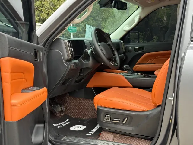 Haval H9 — Фото автомобиля 9