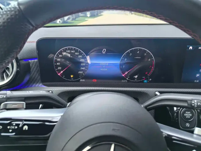 Mercedes-Benz A-Class — Фото автомобиля 10