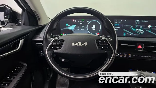 Kia EV6 — Фото автомобиля 13
