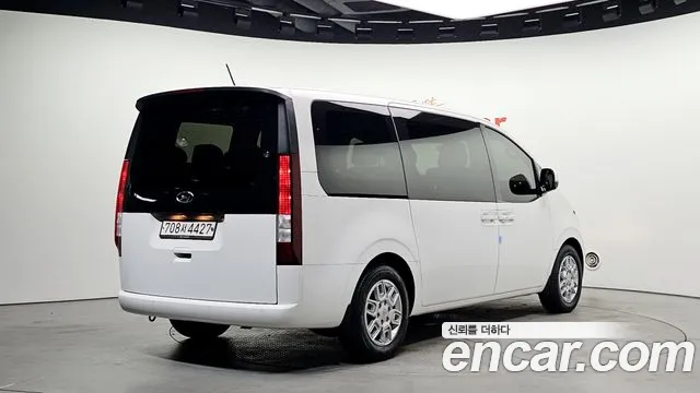 Hyundai Staria Staria Tourer 11 мест — Фото автомобиля 2
