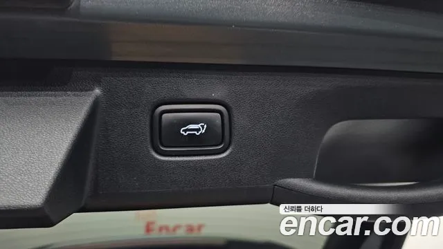 Hyundai Tucson Tucson (NX4) Бензин 1.6 Turbo 4WD — Фото автомобиля 19
