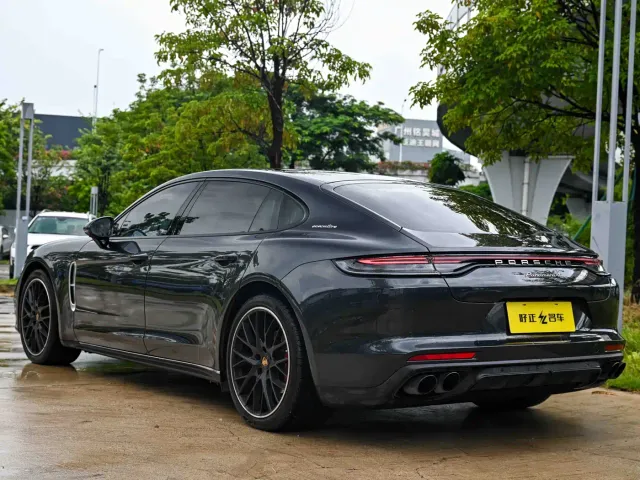 Porsche Panamera — Фото автомобиля 4